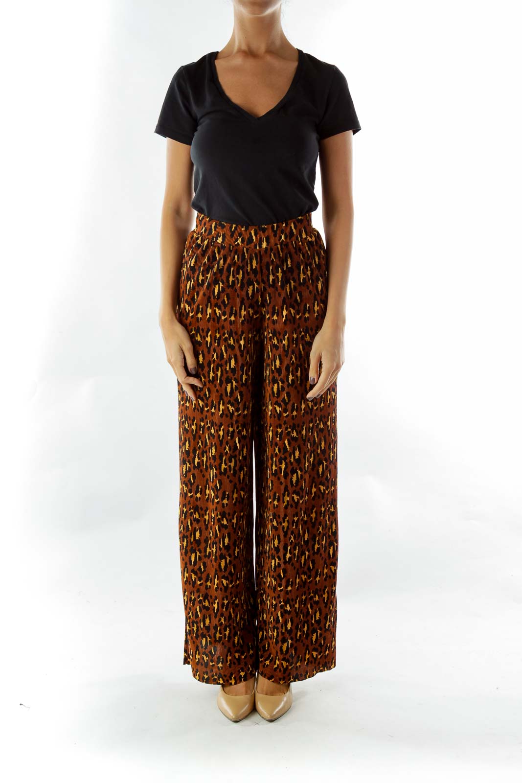 brown print pants