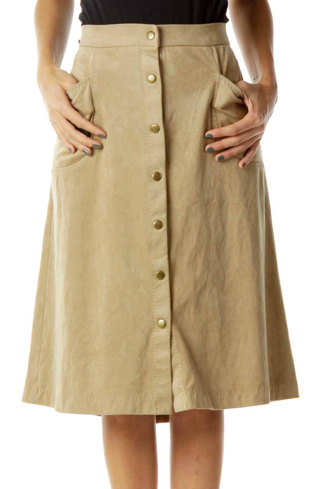 Tan Buttoned Skirt w/ Pockets Front