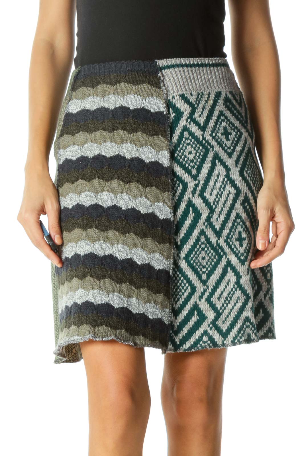 Multicolor A-Line Knit Skirt Front