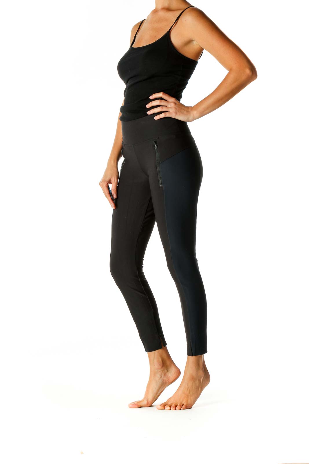 Buy FABALLEY Black Solid Viscose Blend Regular Fit Women's Leggings |  Shoppers Stop