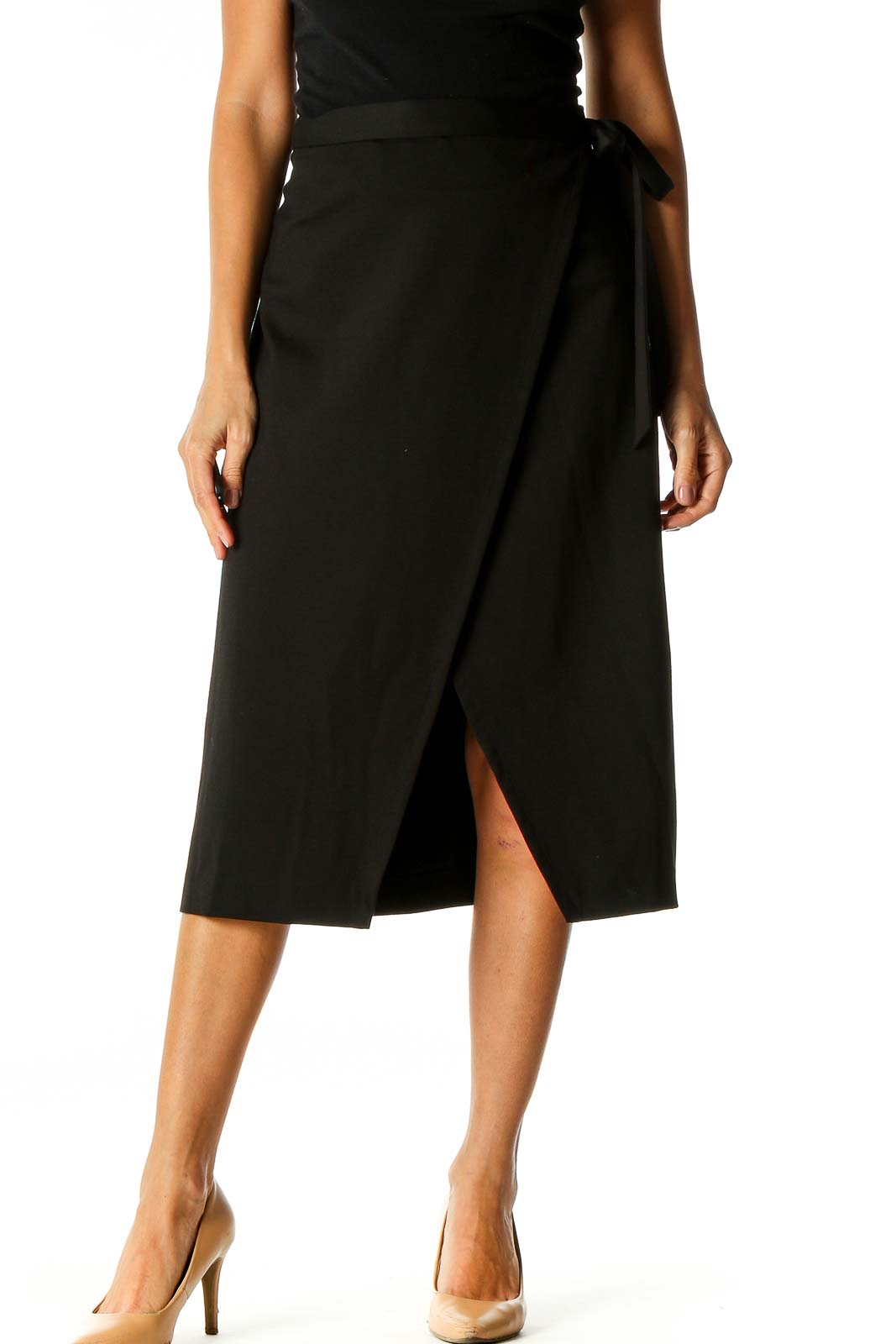 Black Solid Chic A-Line Skirt Front