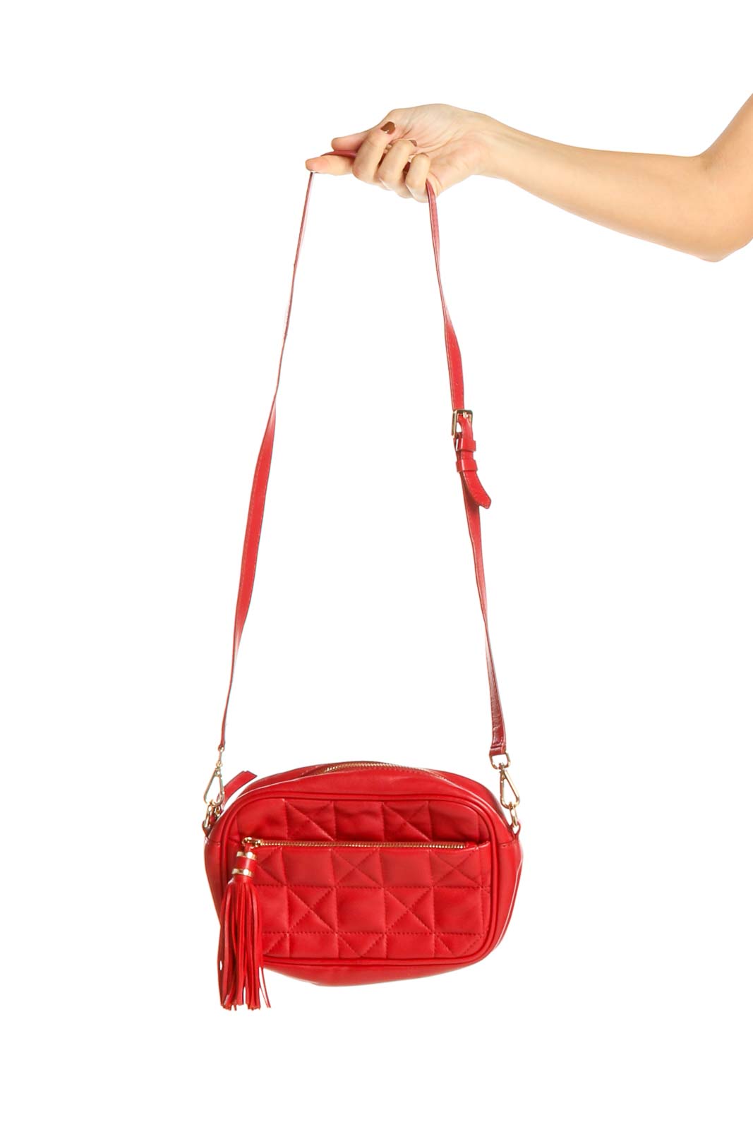 8278F Zara Raffia Cross-body Bag Price: MVR 690 Description: Crossbody bag  in a natural colour. Raffia exterior. Braided circular pull tab…