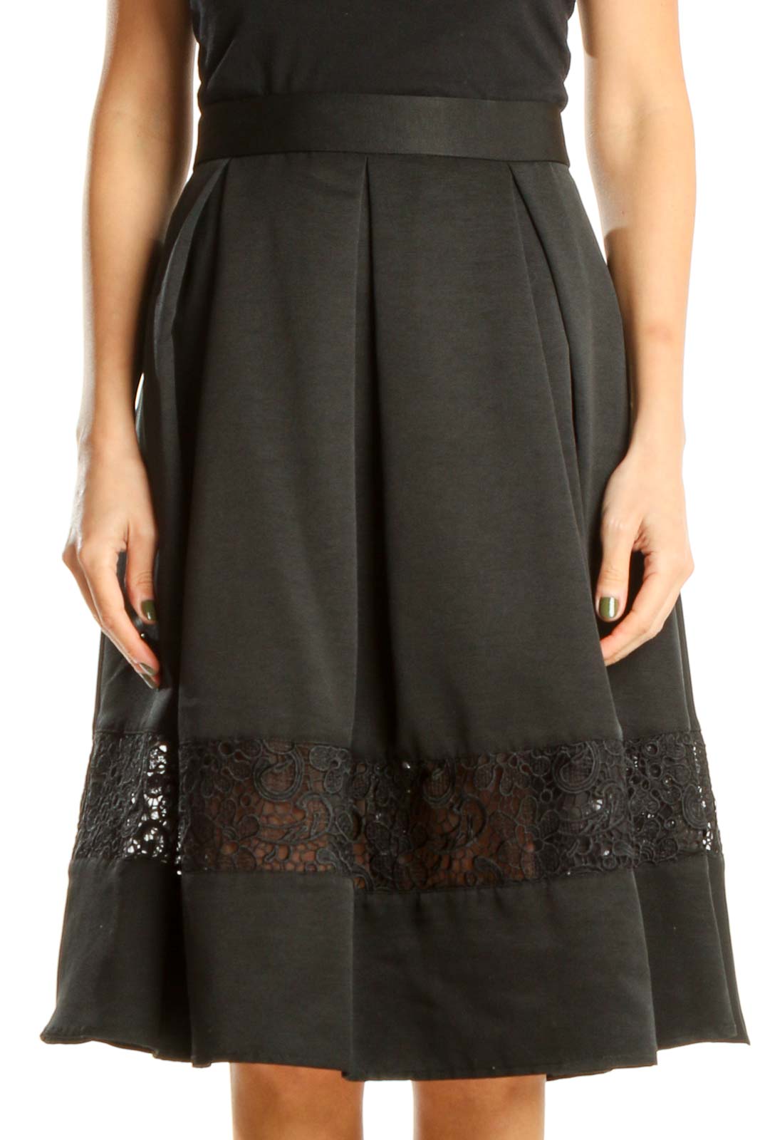 Black Retro Pleated Skirt with Lace Detail Front