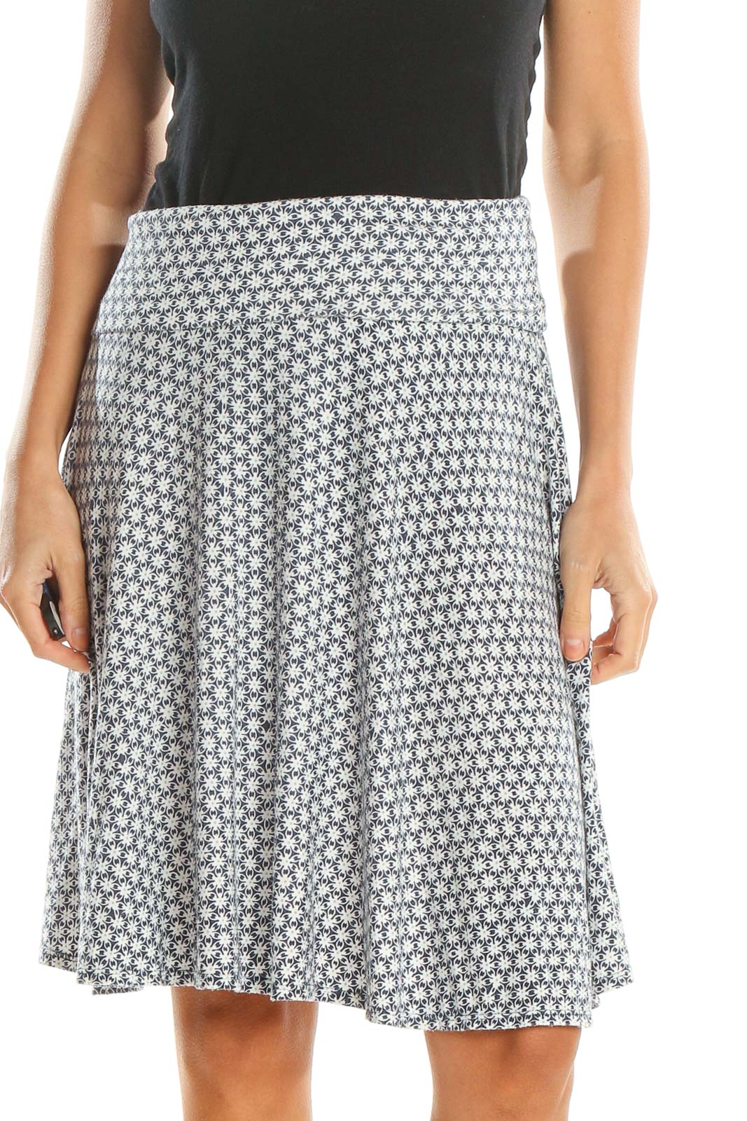 White Printed Casual A-Line Skirt Front