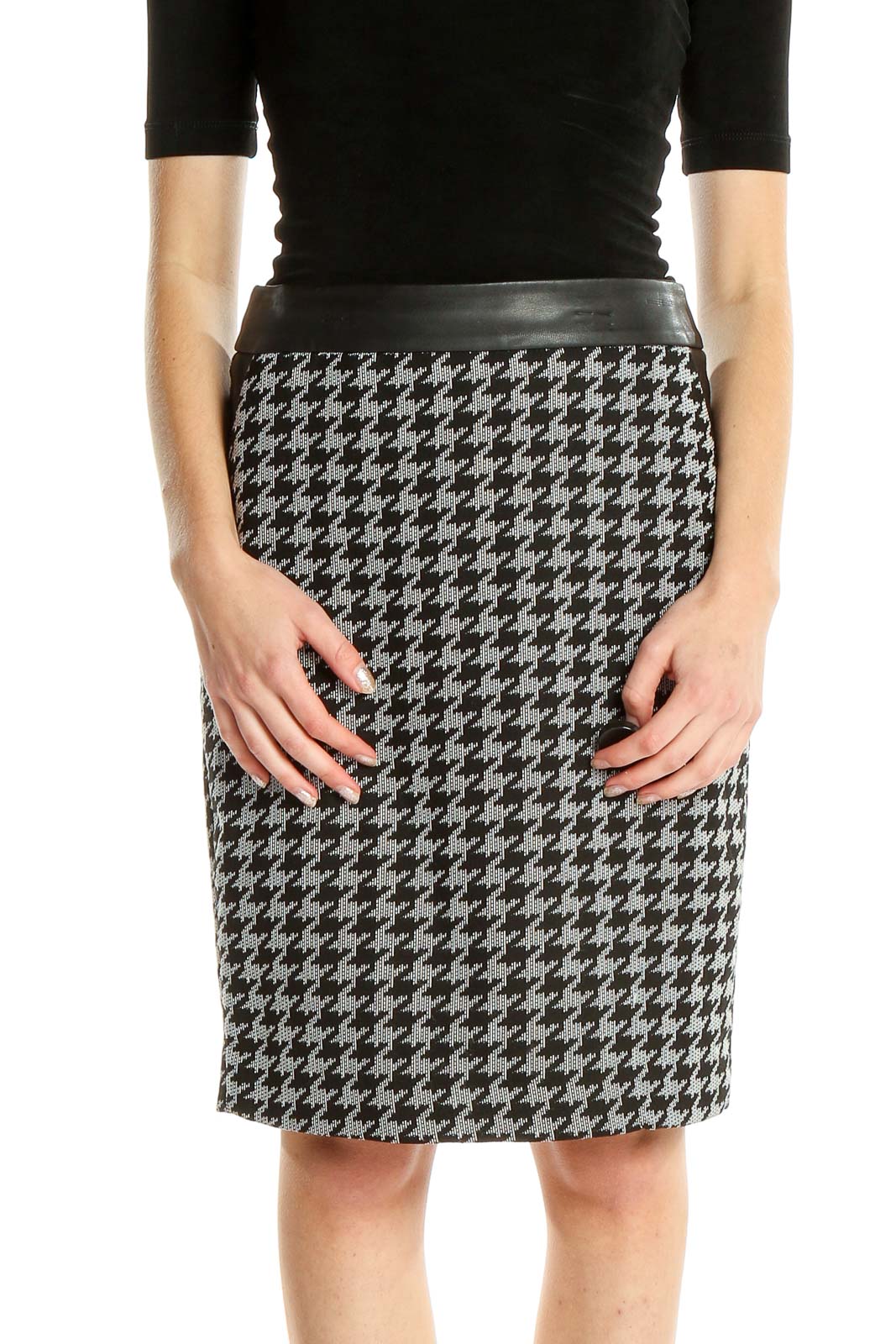 Gray Houndstooth Brunch Pencil Skirt Front
