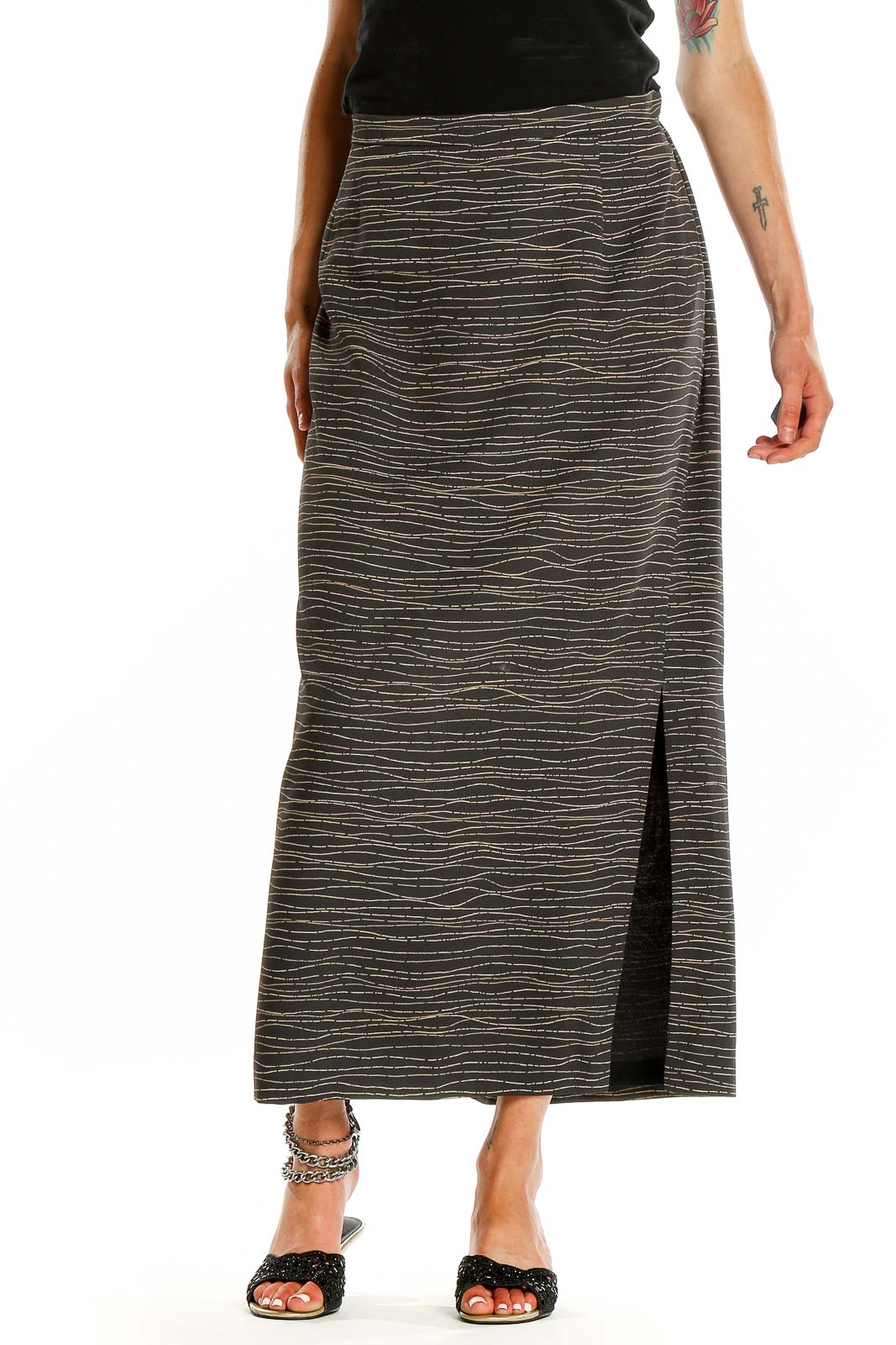 Black Wavy Stripe Printed Maxi Skirt Front