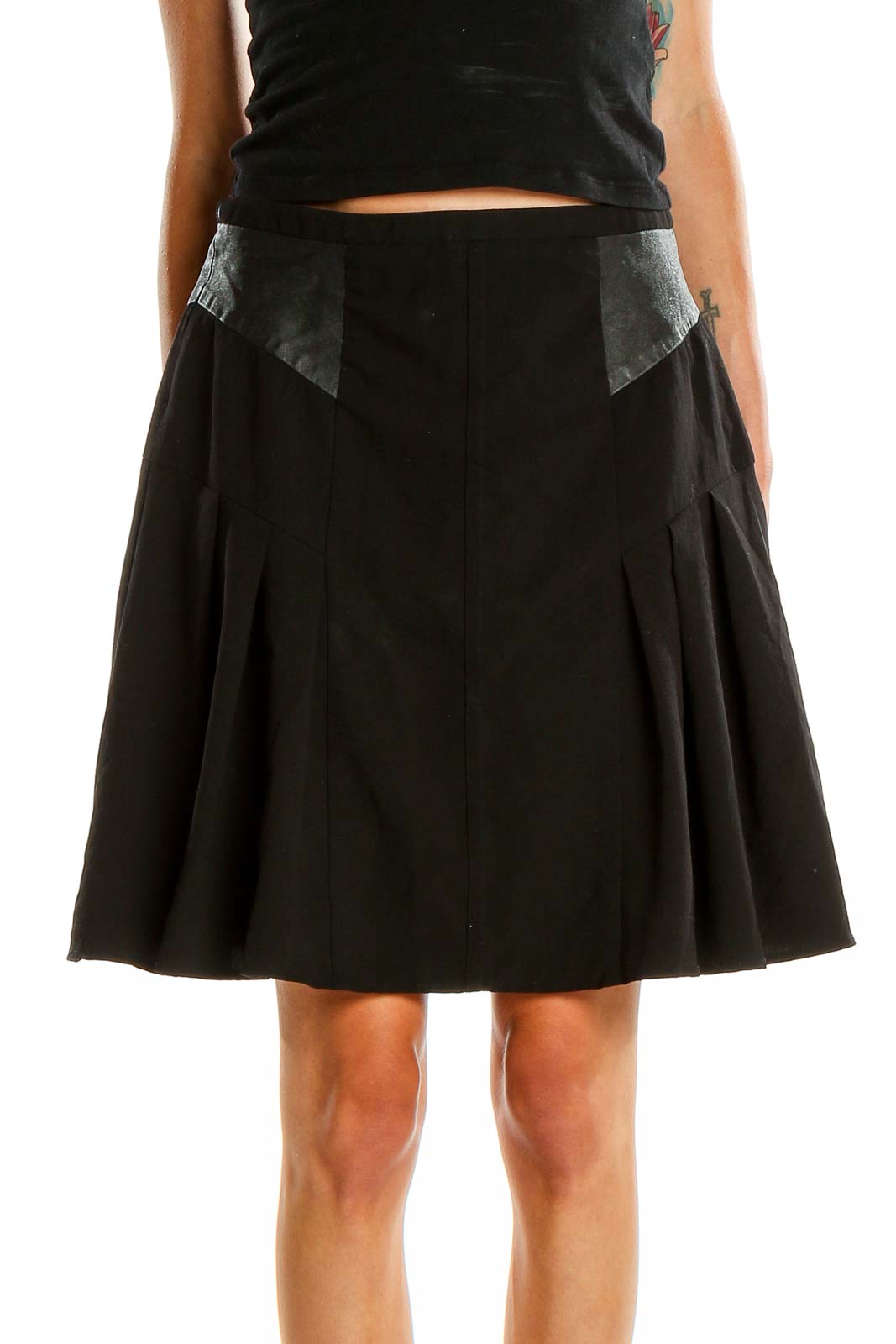 Black Chic Flared Skirt Front