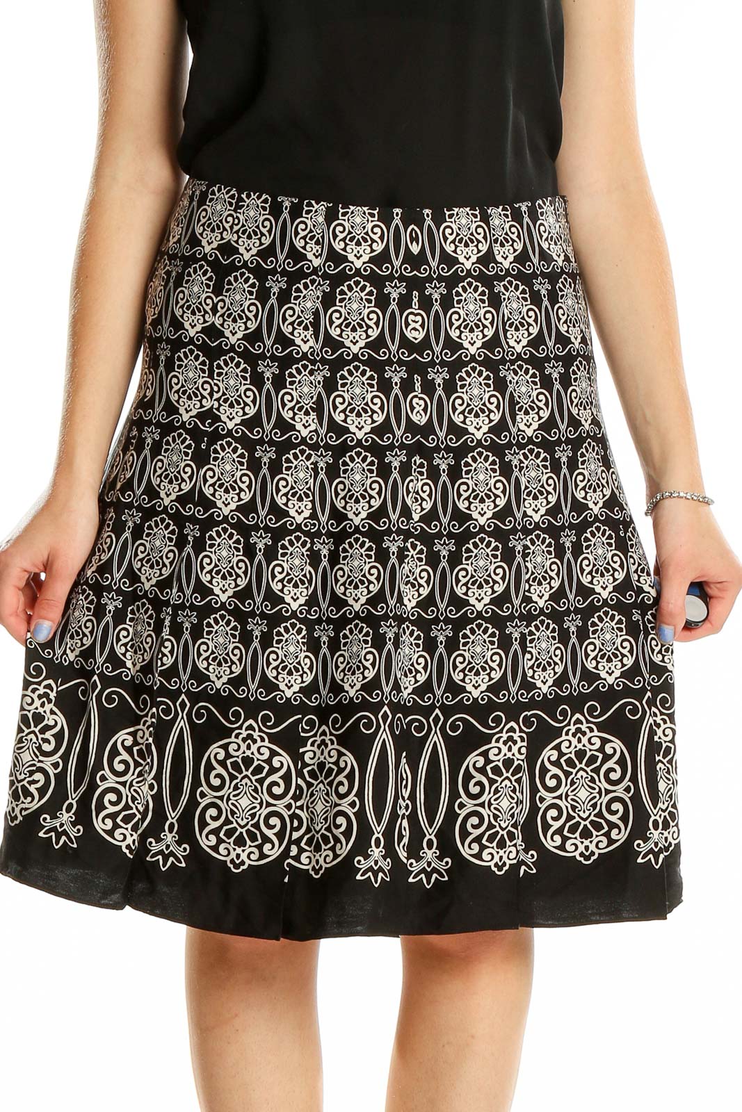 Black White Printed A-Line Skirt Front