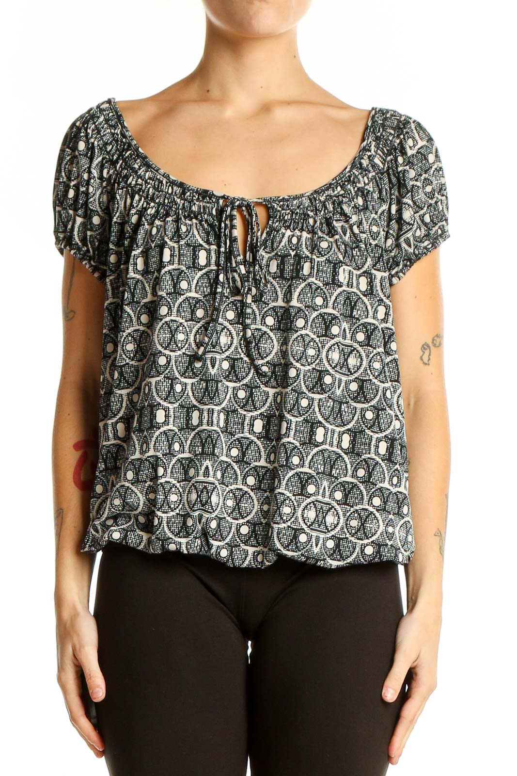 Black and White Geometric Print Peasant Top Front