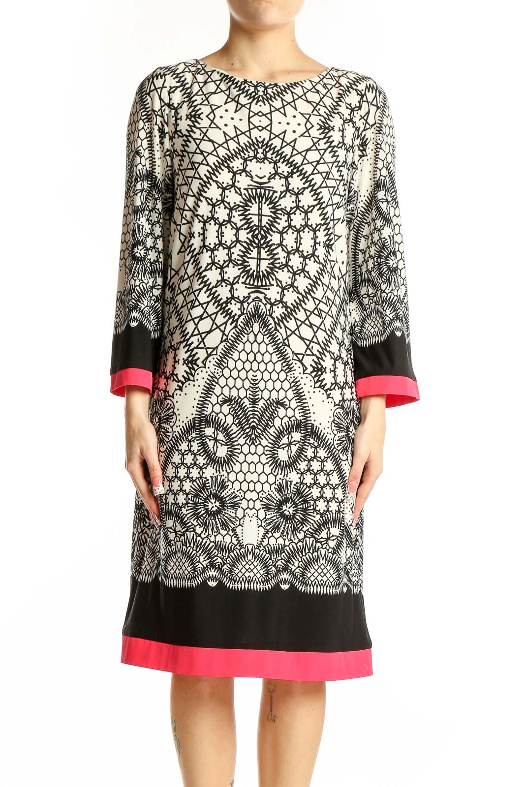 Black and White Geometric Print Dress Front