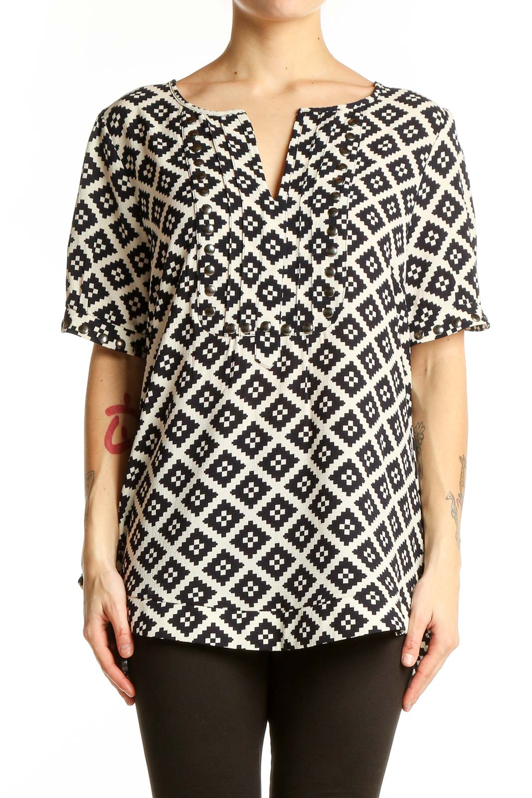 Black and White Geometric Print Tunic Top Front