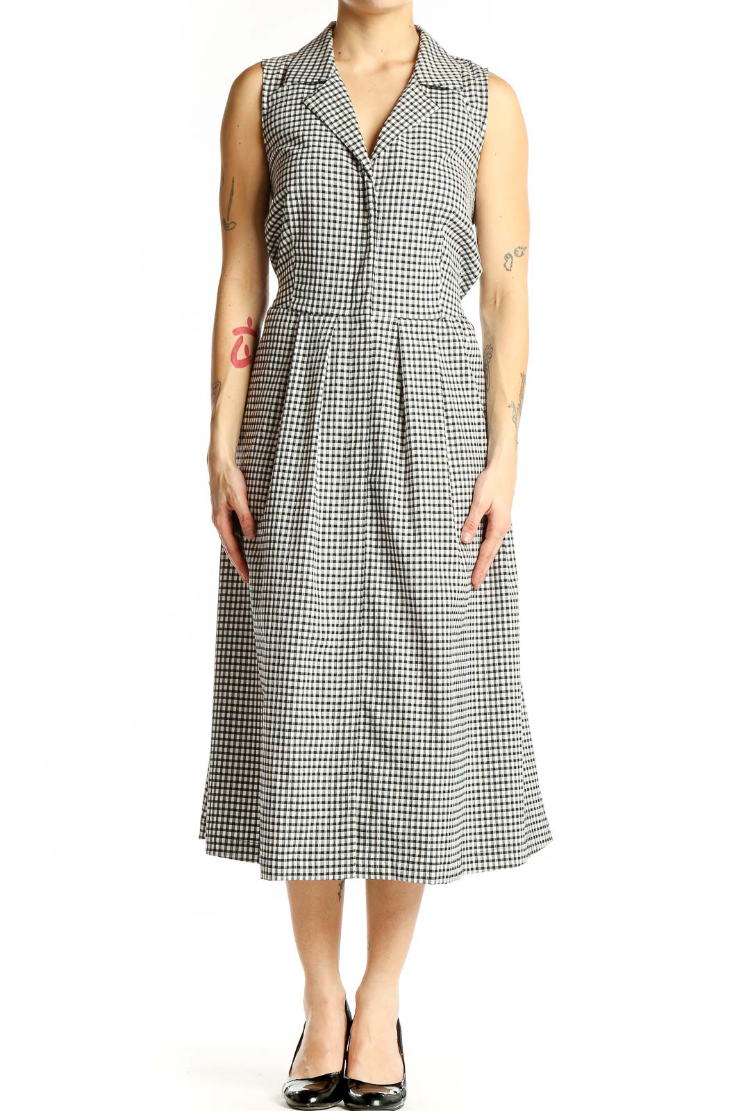 Black and White Gingham Sleeveless Midi Dress Front