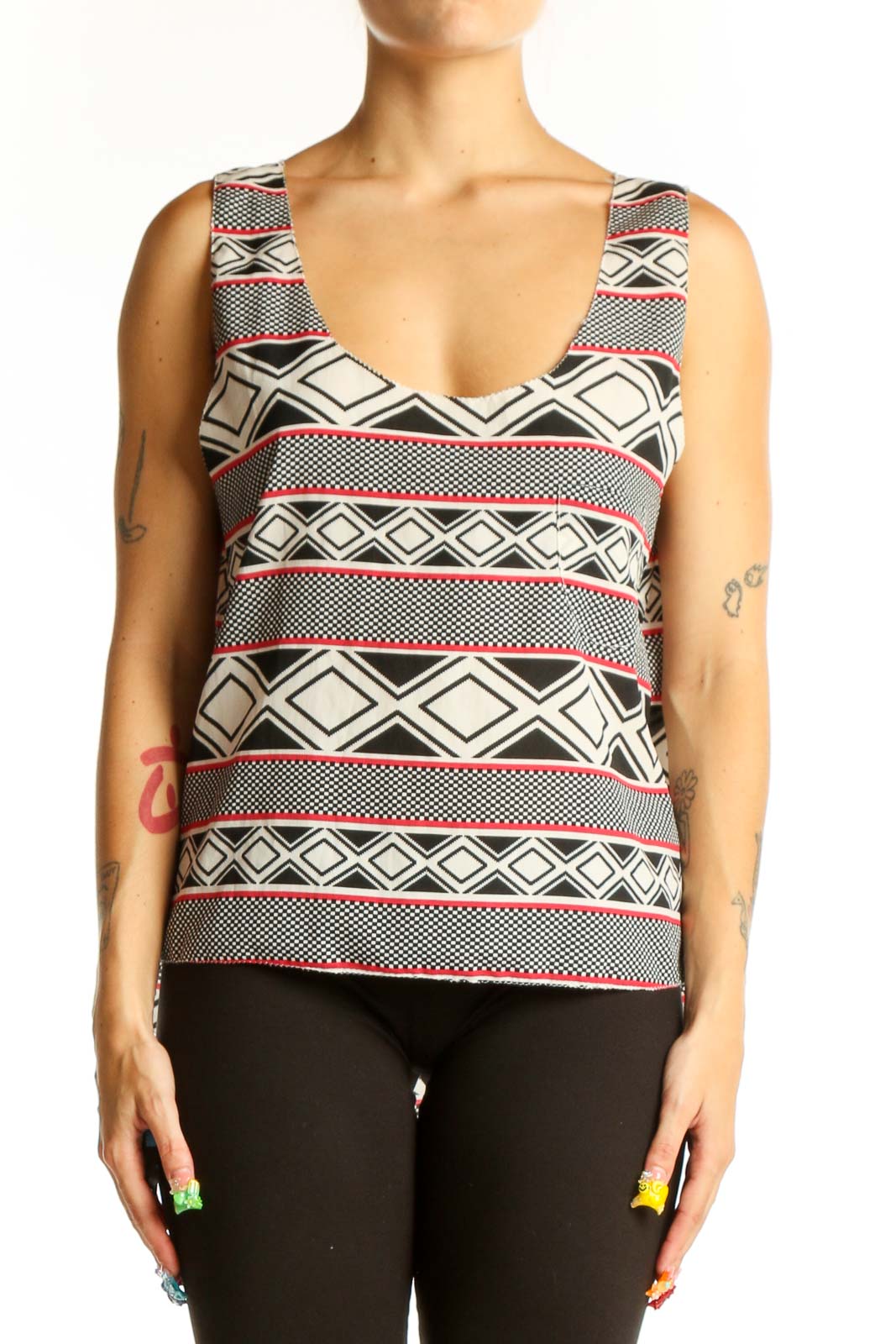 Black and White Geometric Print Sleeveless Top Front