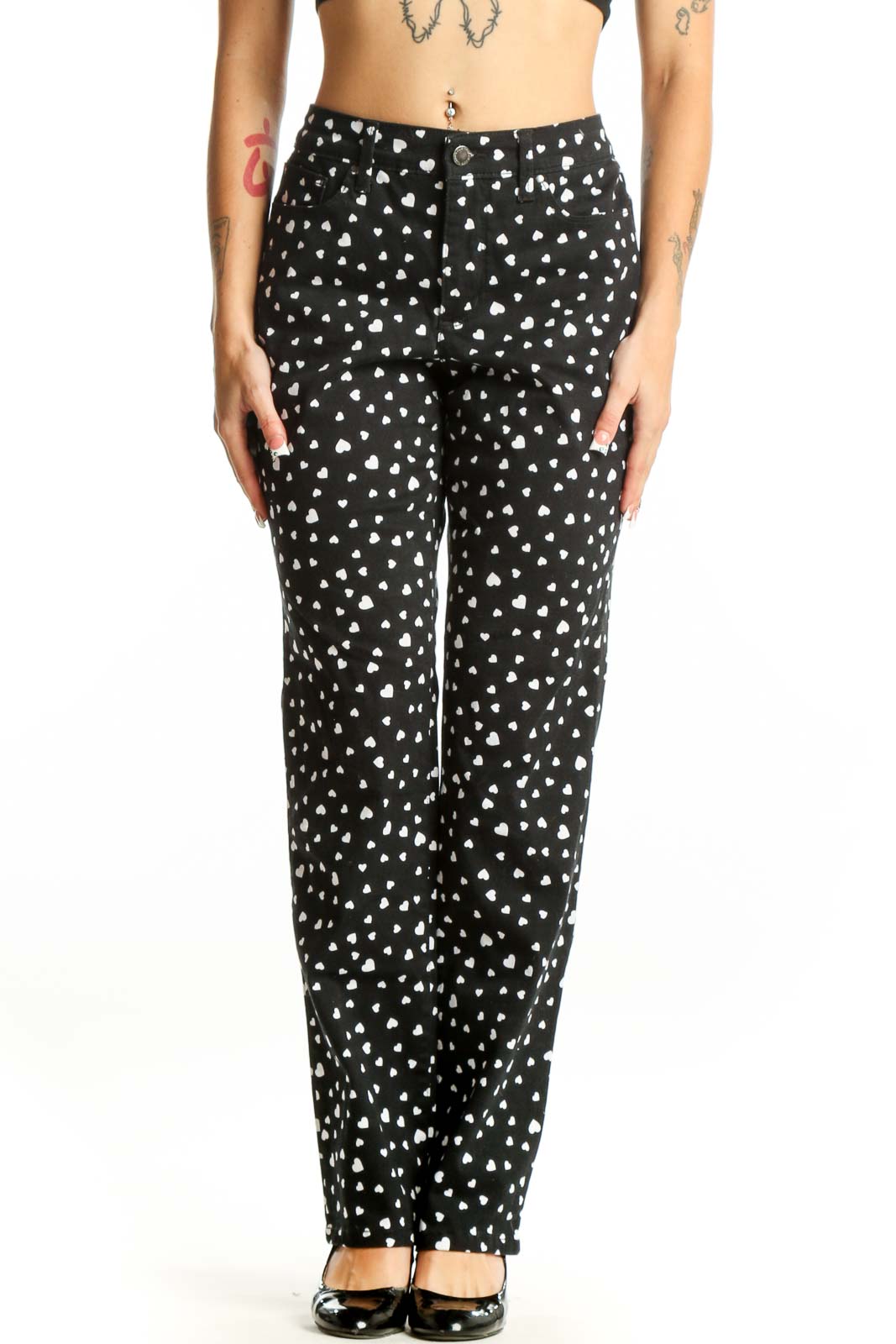 Black Heart-Patterned Straight-Leg Pants Front
