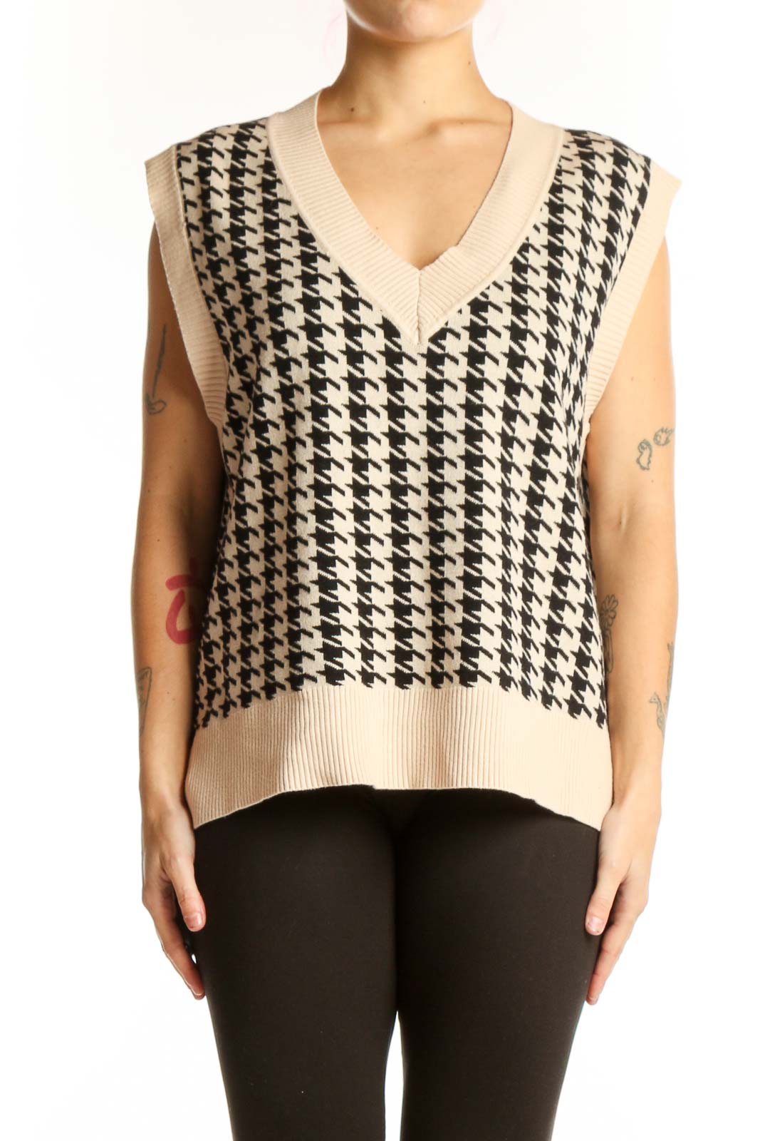 Black and Cream Houndstooth Knit Vest Front