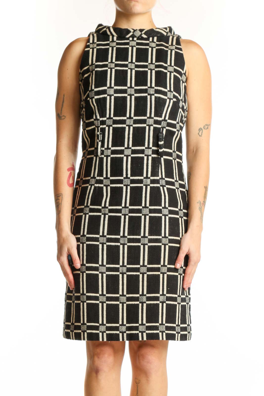 Black Grid Print Sleeveless Shift Dress Front