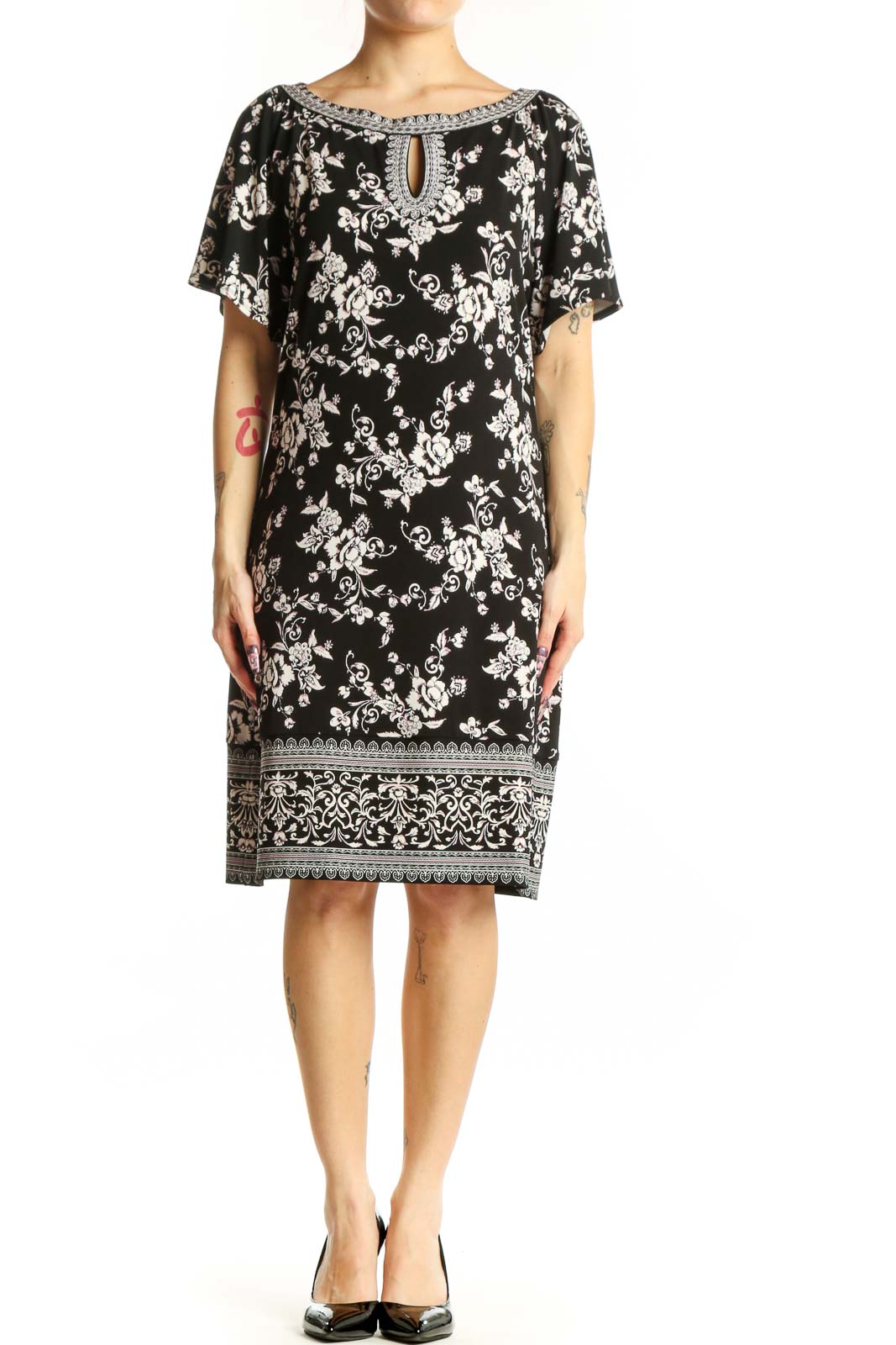Black Floral Print Short Sleeve Dress Front