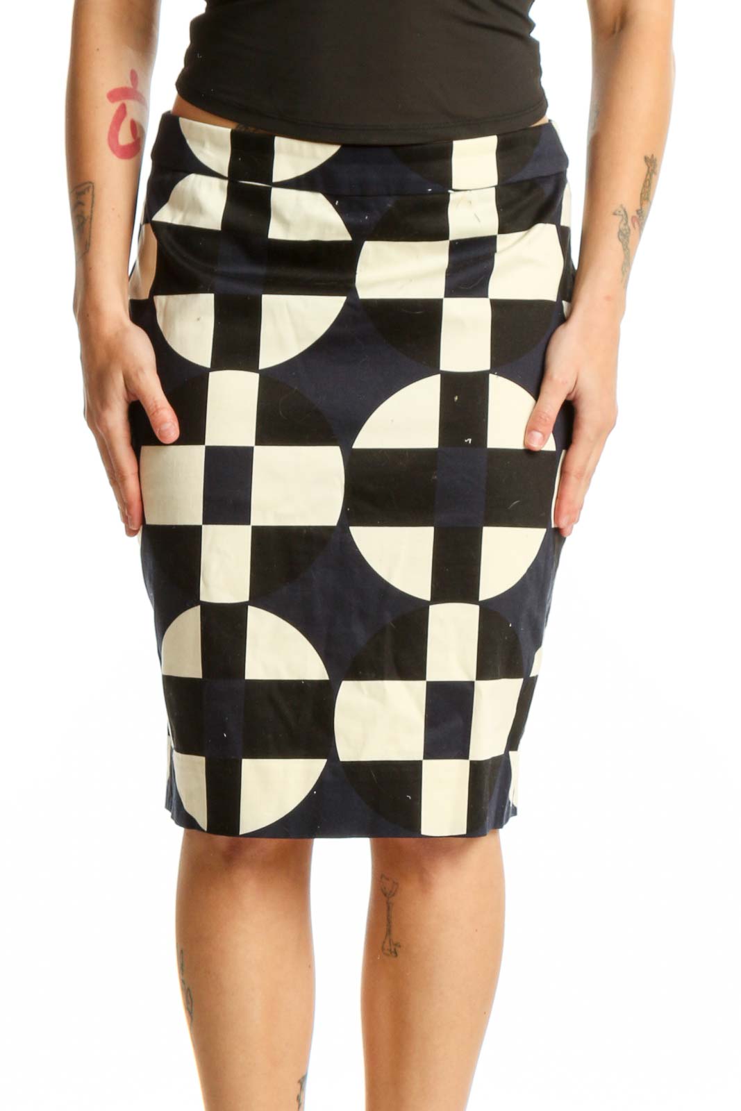 Black and Cream Checkered Pencil Skirt Front