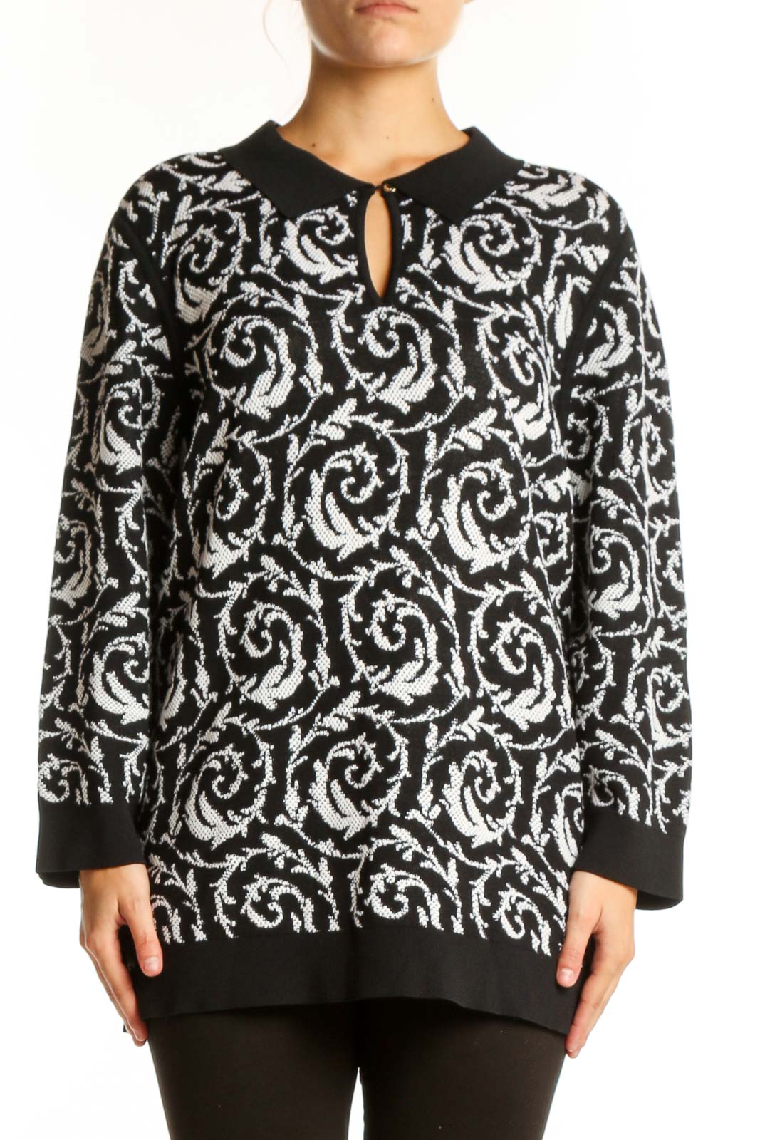 Black and White Baroque Patterned Pullover Top Front